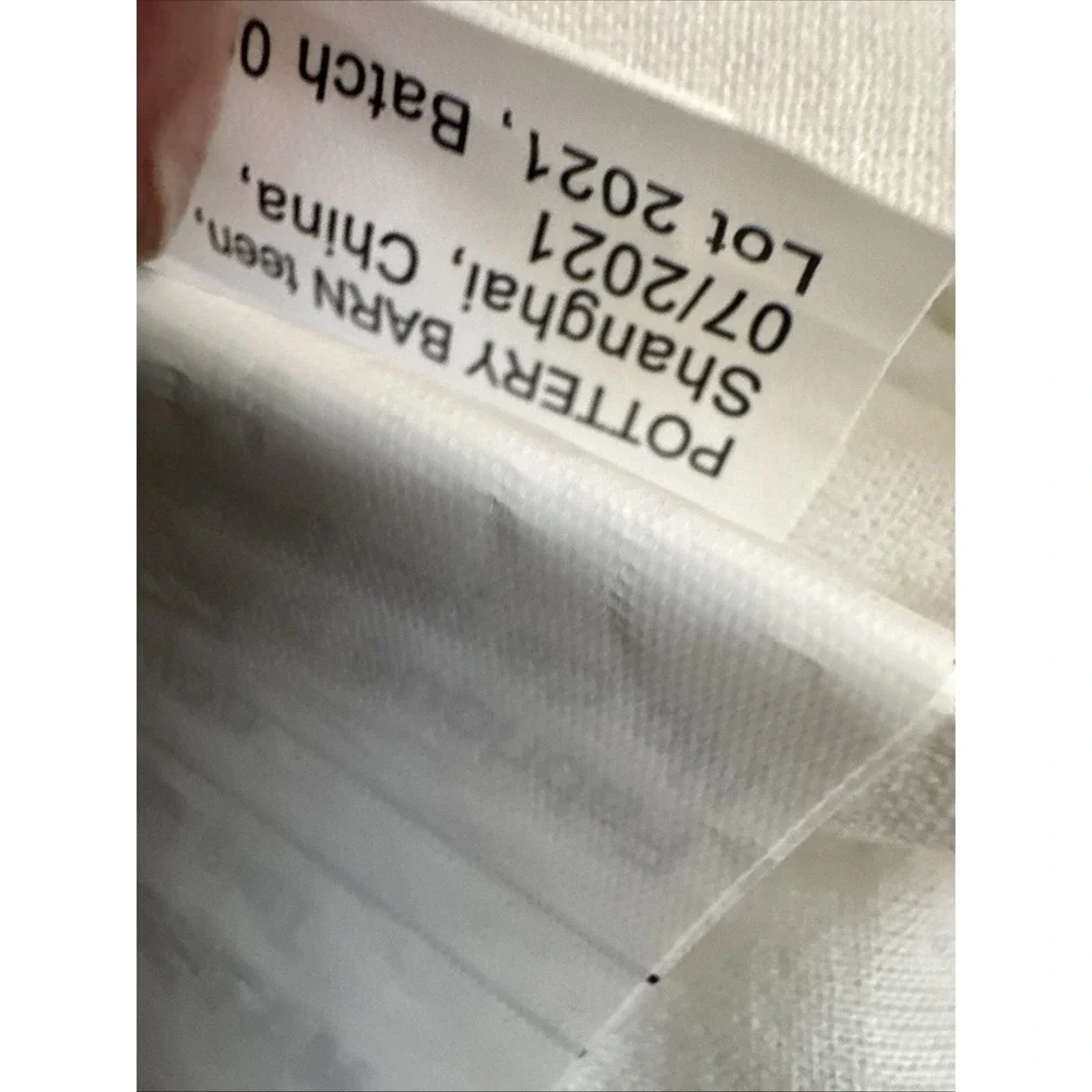 Pottery Barn Jasper Stripe Diamond Quilted‎ Shams Standard FLAX White Stripe